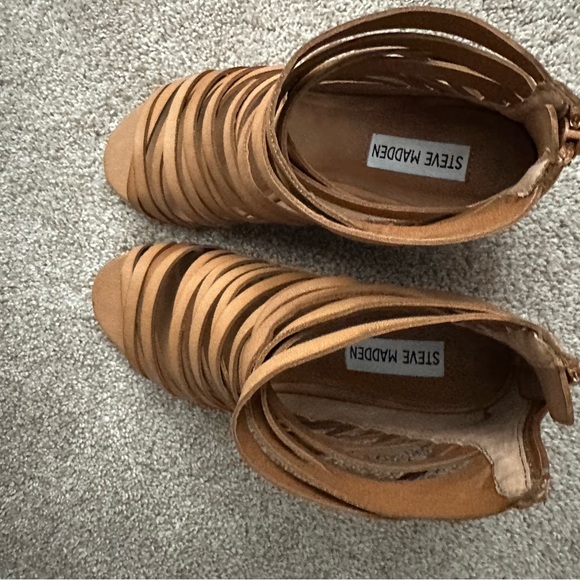 Steve Madden cage sandals 6 cognac - Picture 8 of 8